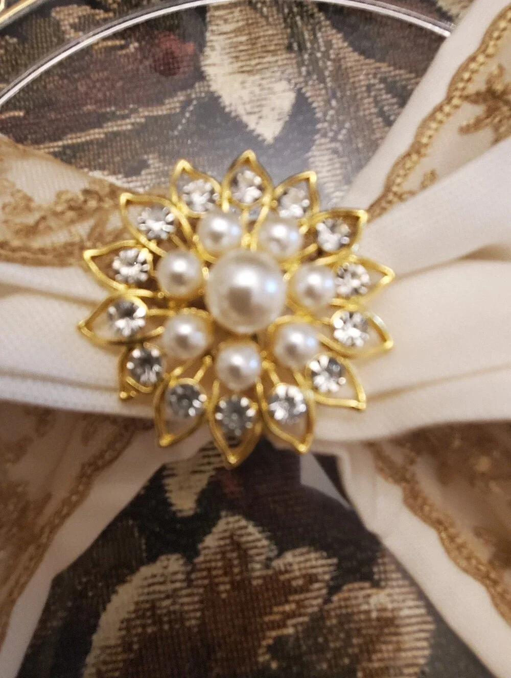 Elegant White and Gold Embroidered Napkin with Rhinestone Ring 6 Pcs